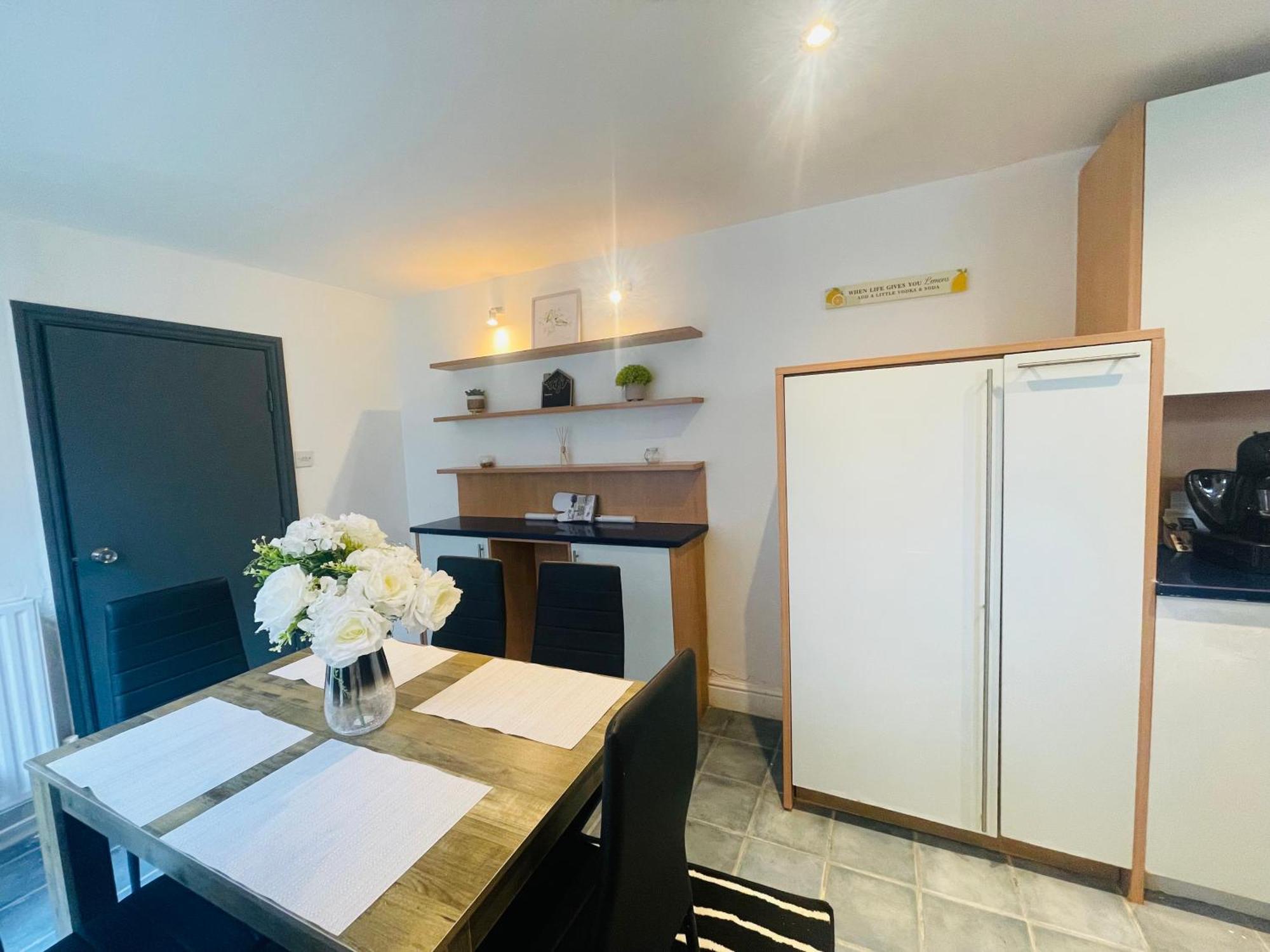 Apartment Exquisite Centre 5 Bedroom House - Lt Leicester