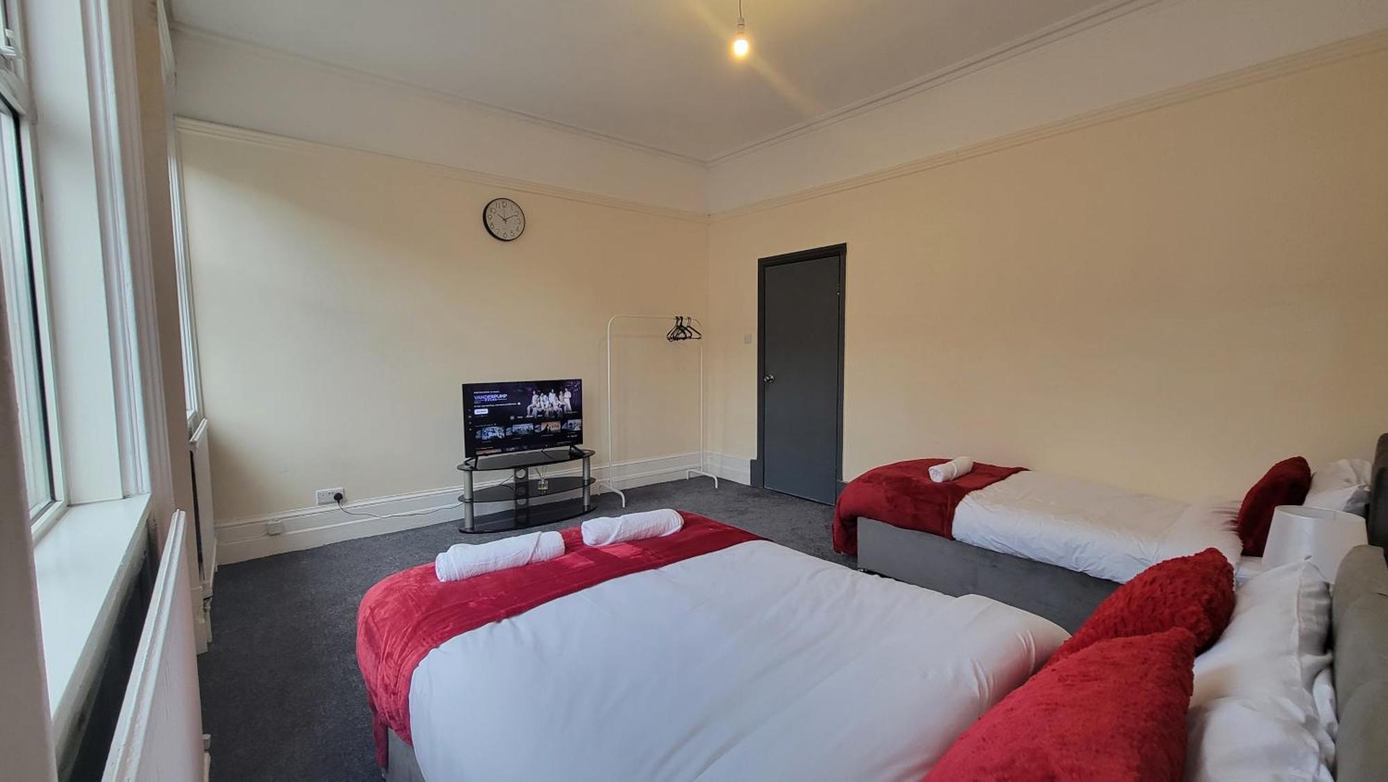 Exquisite Centre 5 Bedroom House - Lt Leicester